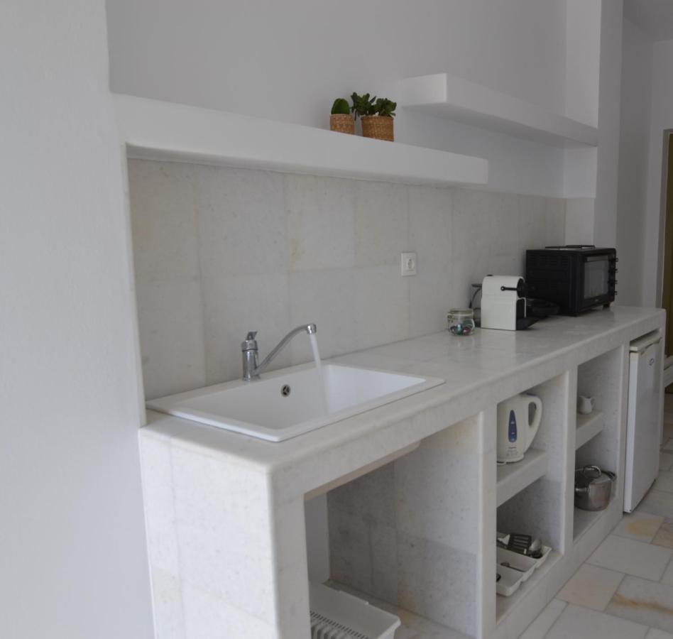 Artemis Hotel Antiparos Екстер'єр фото
