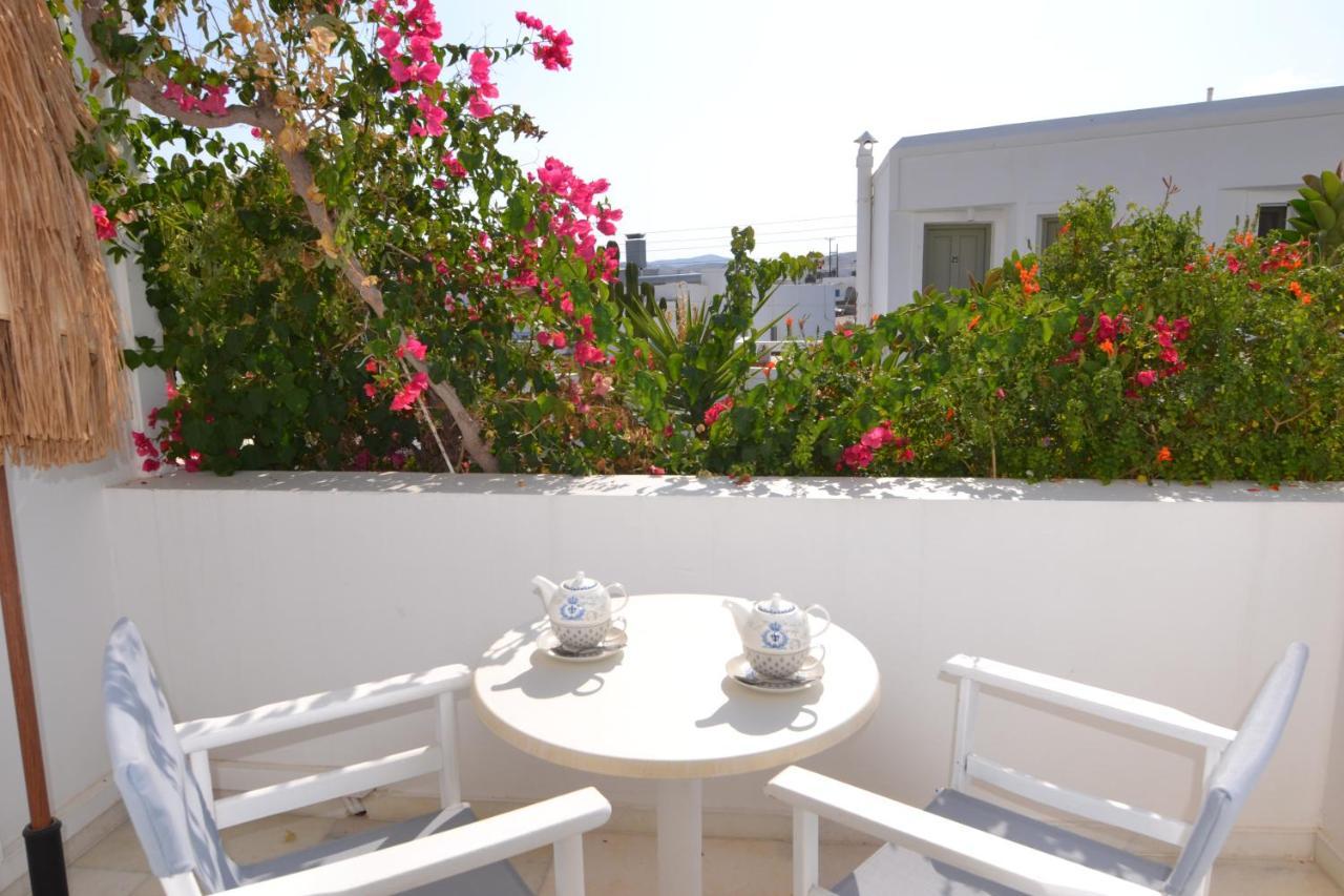 Artemis Hotel Antiparos Екстер'єр фото