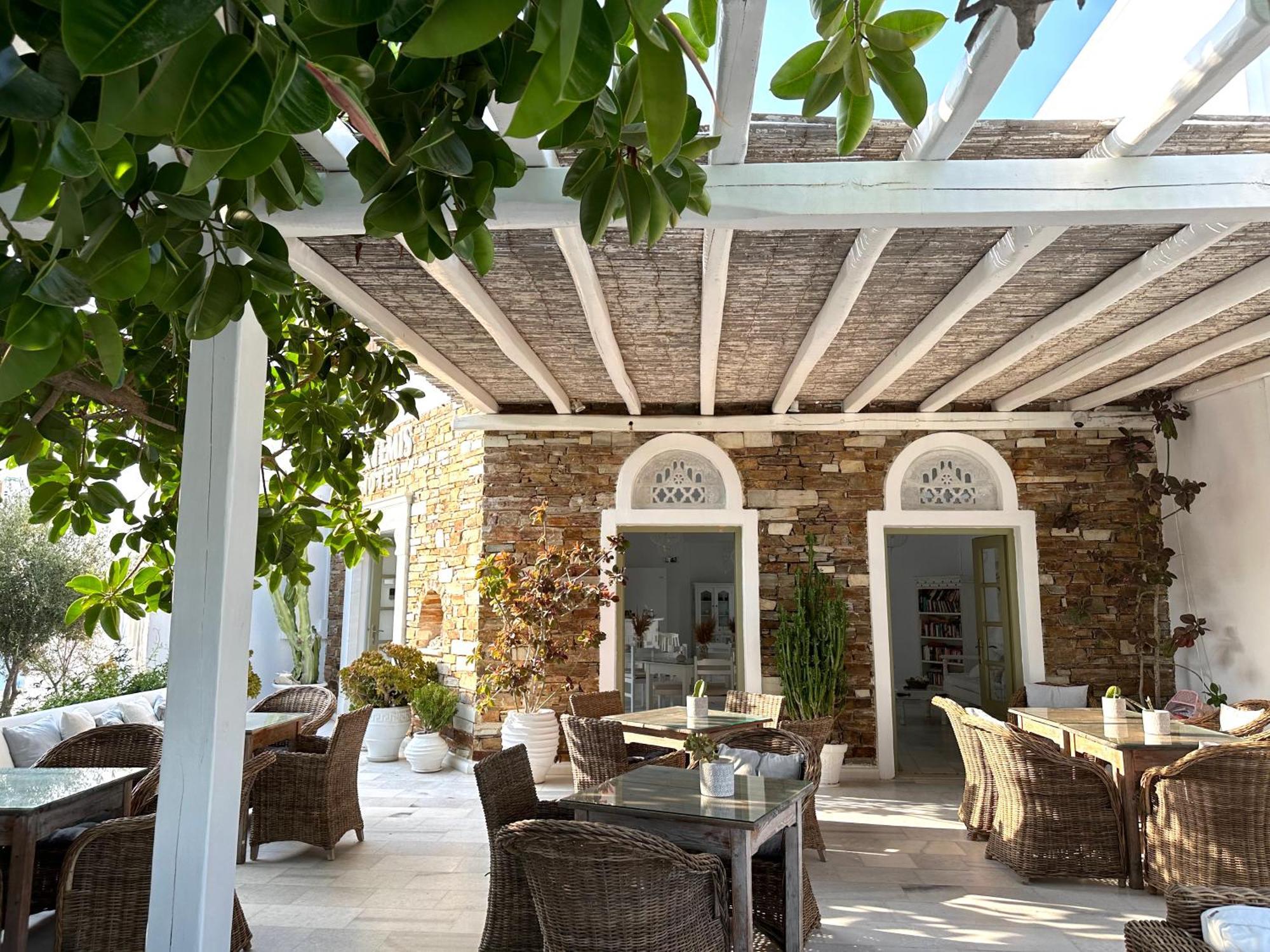 Artemis Hotel Antiparos Екстер'єр фото