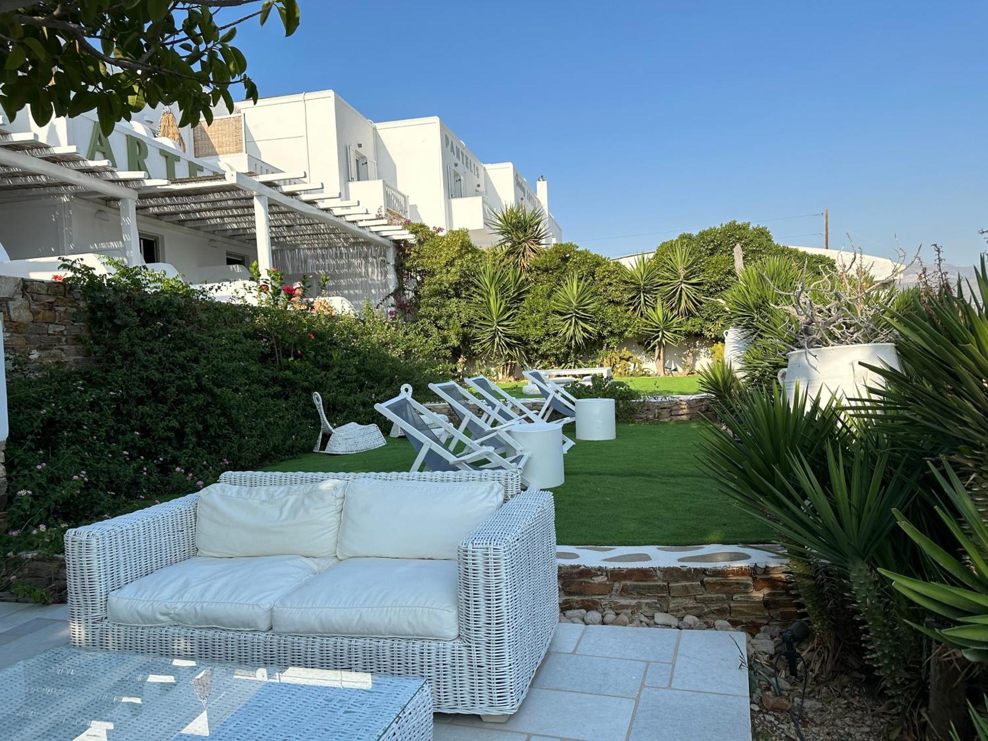 Artemis Hotel Antiparos Екстер'єр фото